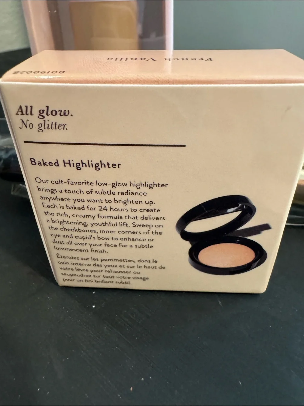 Laura Geller Better Than Baked, Baked Highlighter and Powder Brush